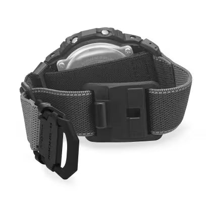 G-Shock Casio 反顯 Digital Watch DW-5600MNC-1
